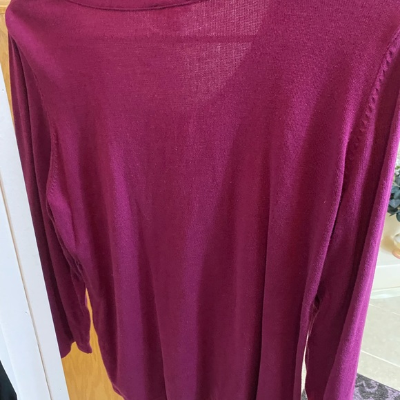 Top - Picture 2 of 2